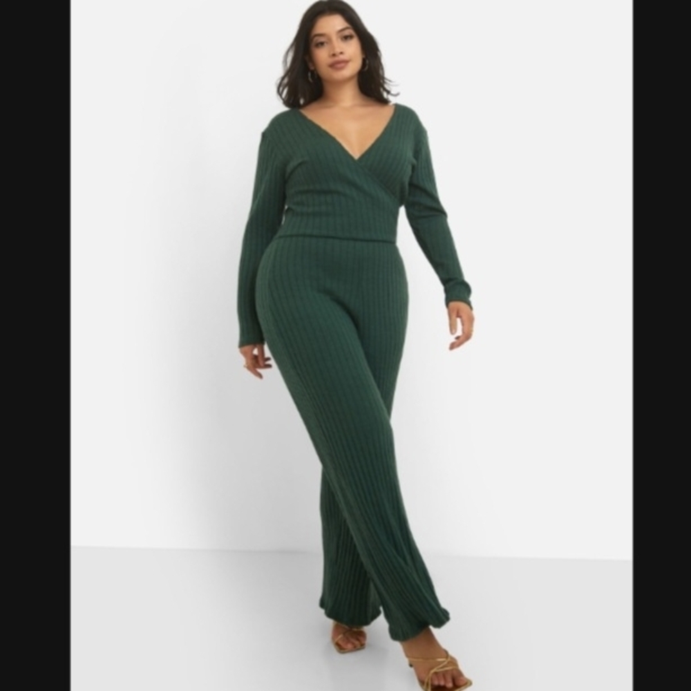 Elegant Green Jumpsuit